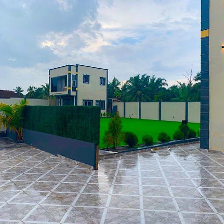 Northwold Hotel Sotuom Ngoại thất bức ảnh