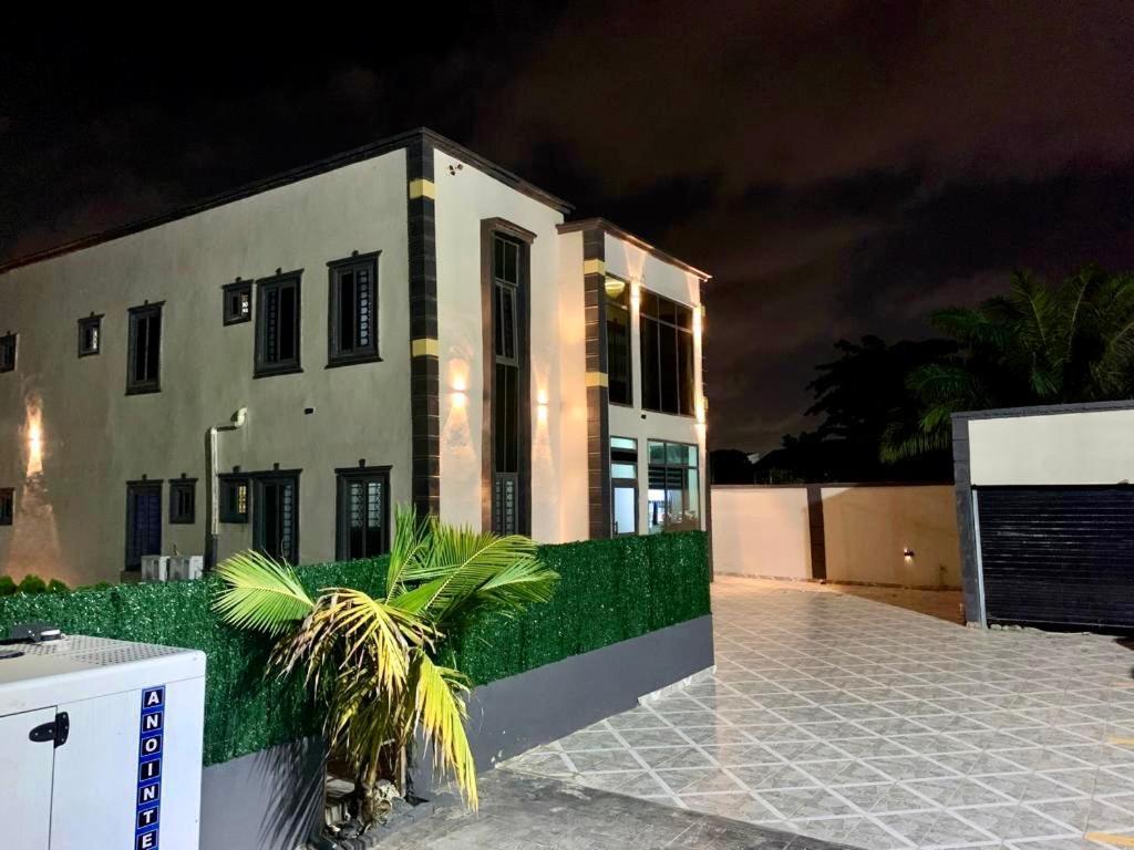 Northwold Hotel Sotuom Ngoại thất bức ảnh