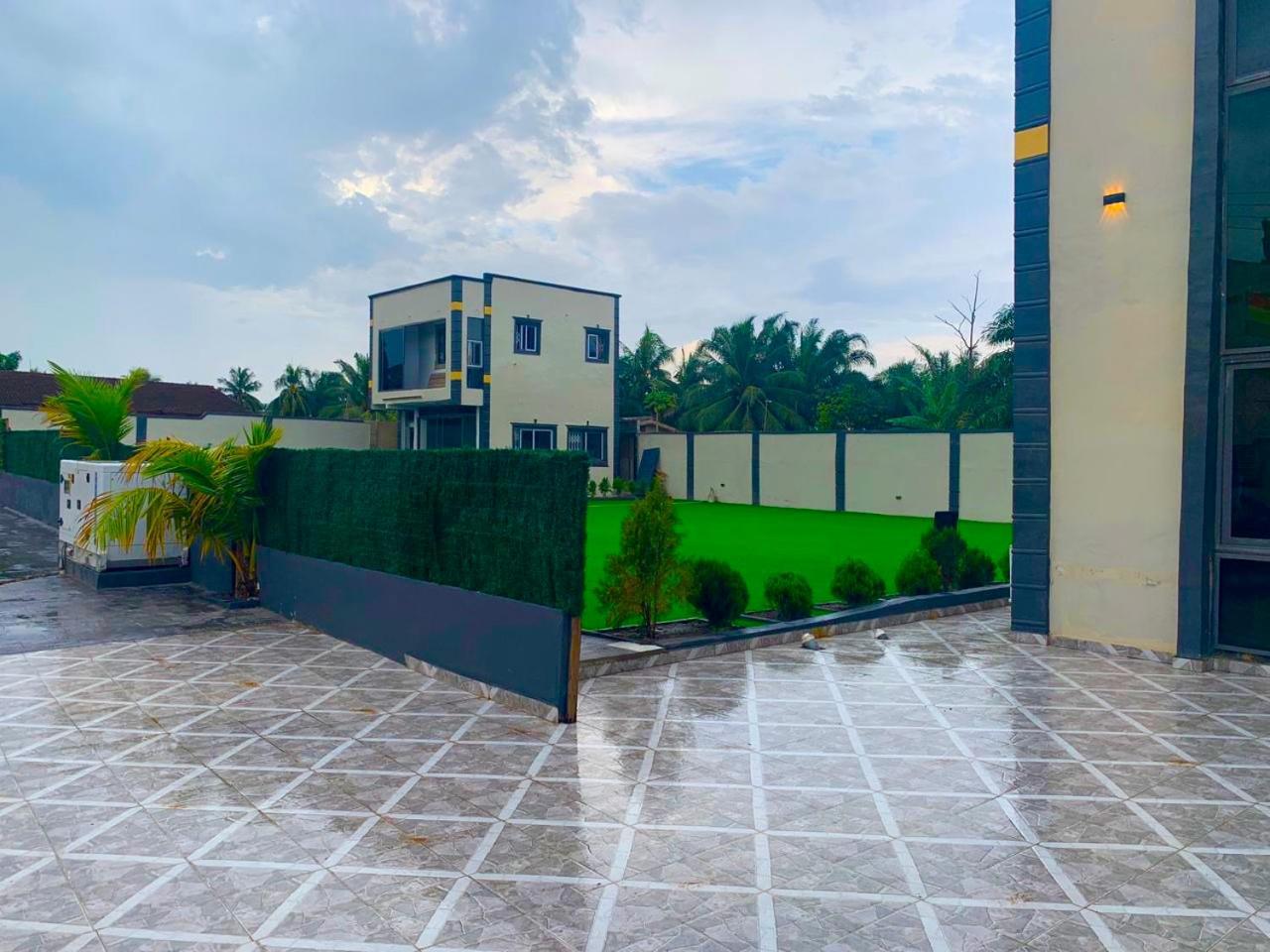 Northwold Hotel Sotuom Ngoại thất bức ảnh