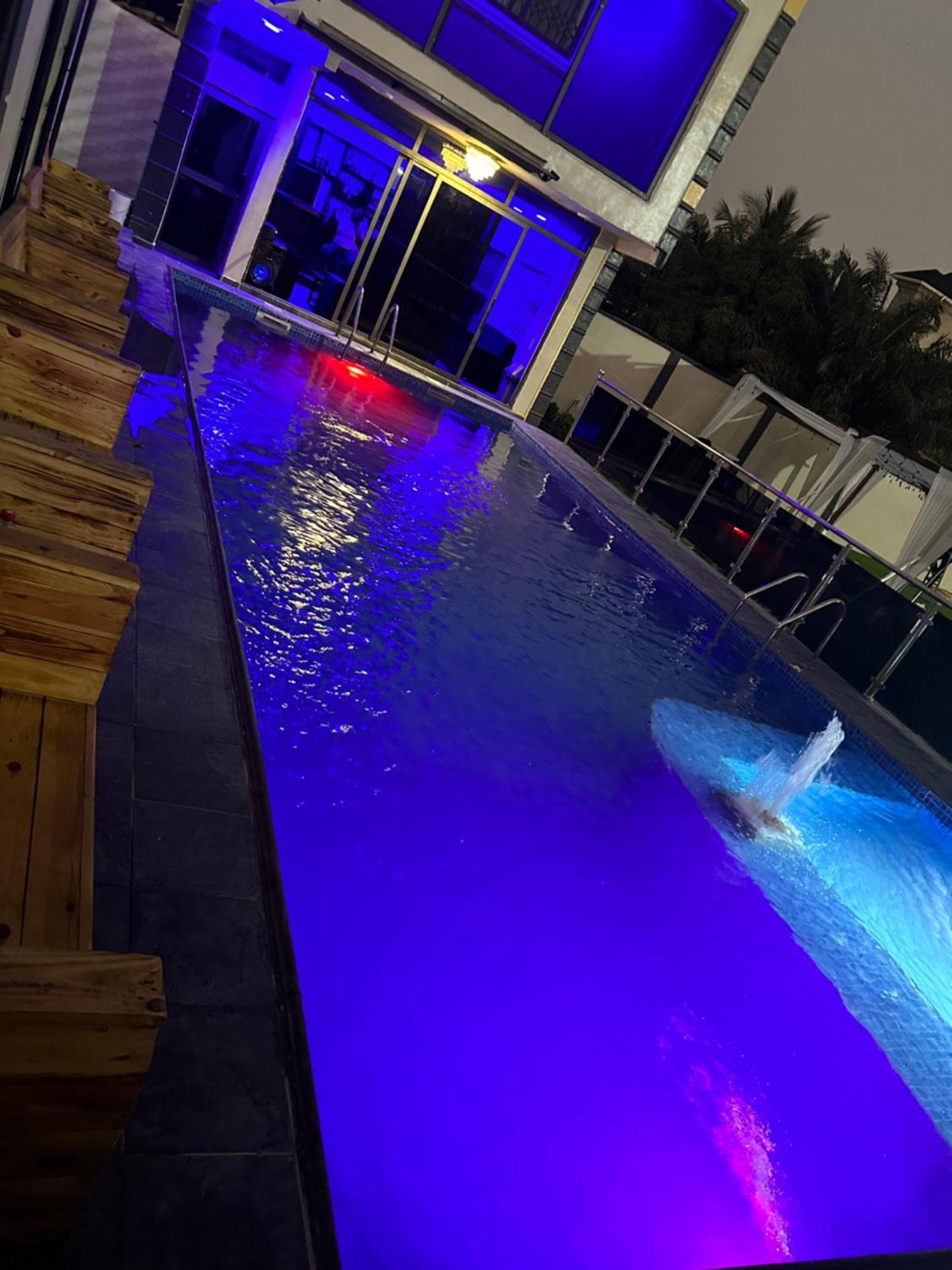 Northwold Hotel Sotuom Ngoại thất bức ảnh